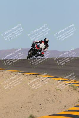 media/Oct-09-2022-SoCal Trackdays (Sun) [[95640aeeb6]]/Turns 9 and 10 (1050am)/